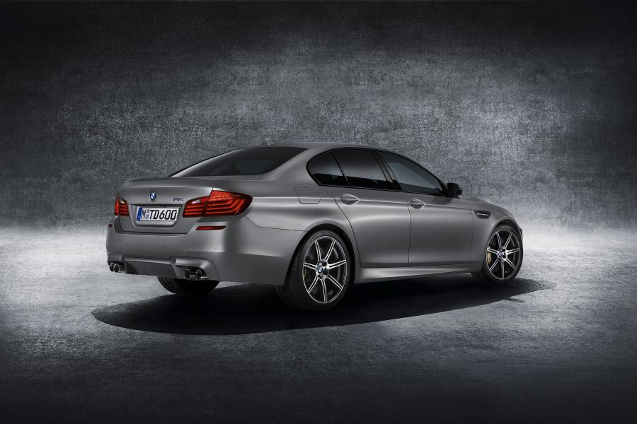  BMW M5 30 Jahre M5 Special Edition 2014 года  (фото 3 из 11)